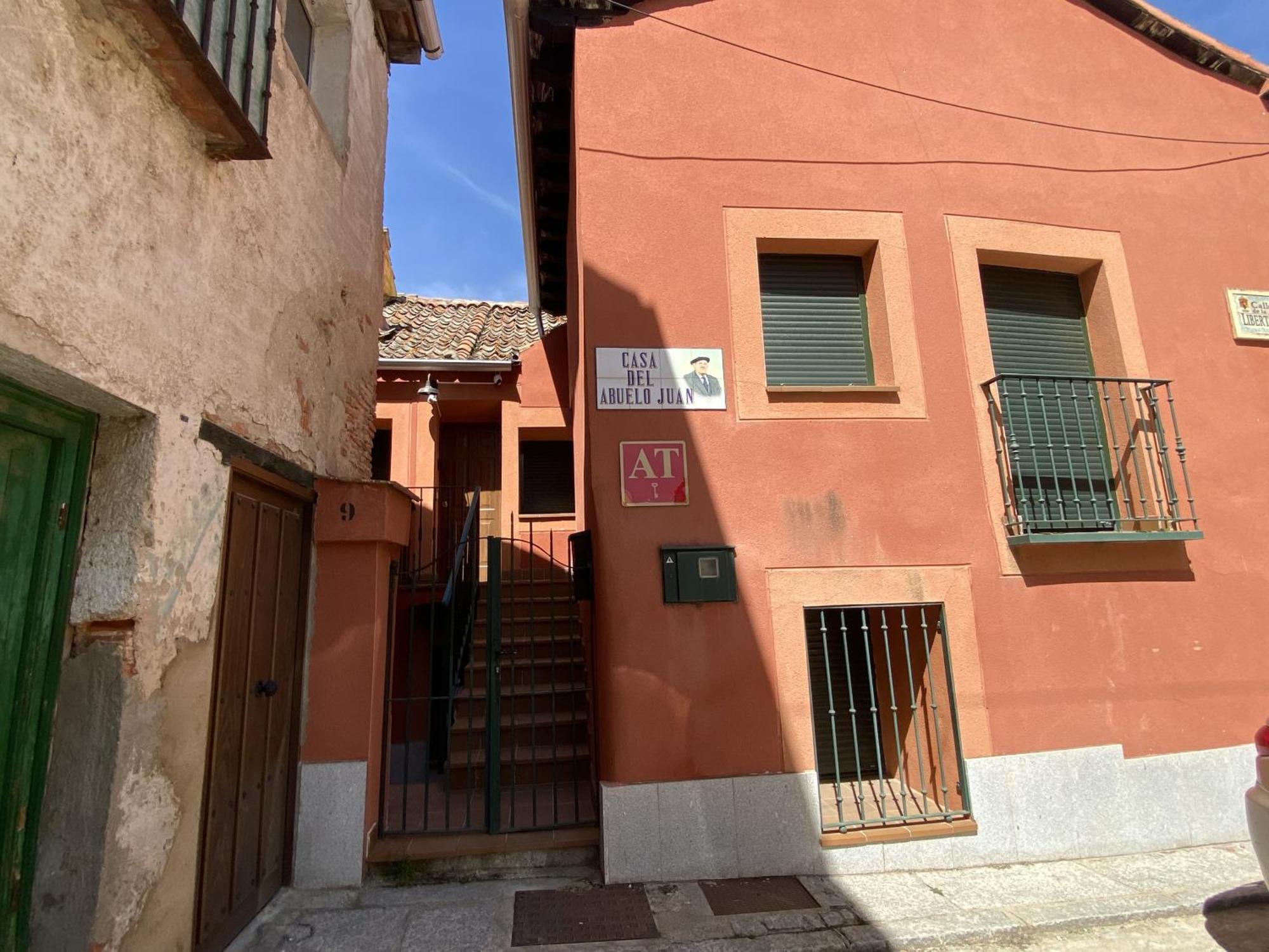 Apartamentos "Casa Abuelo Juan" San Ildefonso エクステリア 写真
